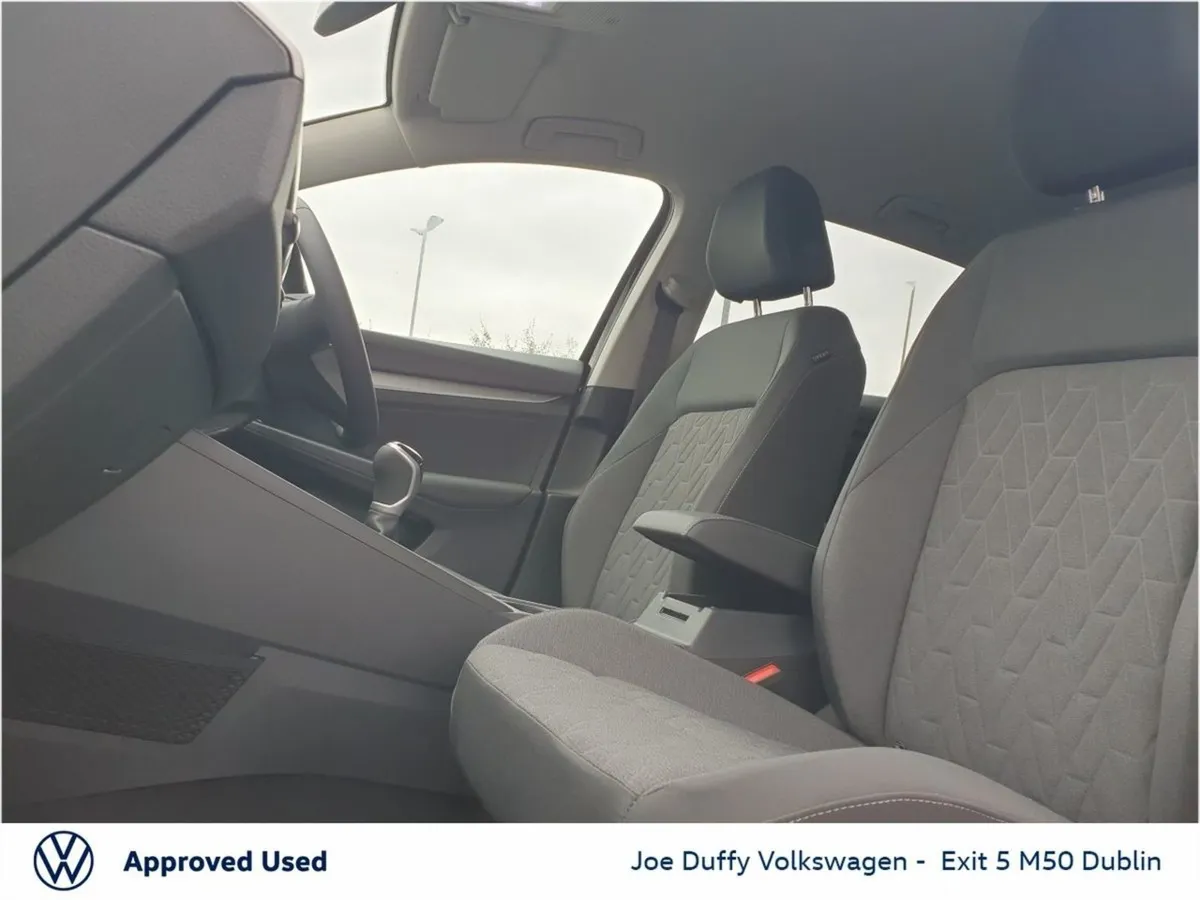 Volkswagen Golf Golf Edition 75 1.5 TSI 116HP - Image 4