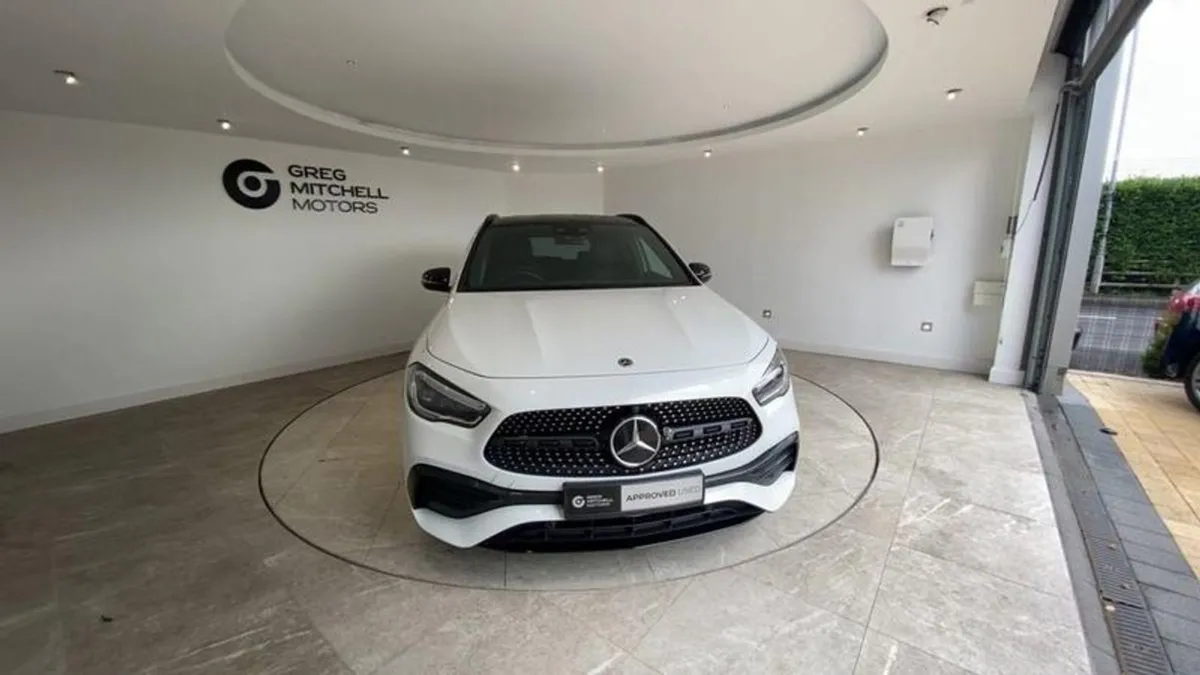 Mercedes-Benz GLA GLA 220d 4matic AMG Line Premiu - Image 2