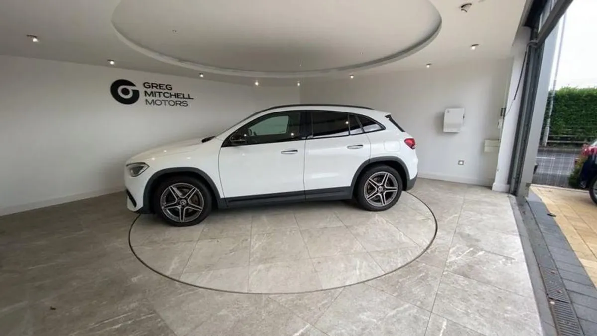 Mercedes-Benz GLA GLA 220d 4matic AMG Line Premiu - Image 4
