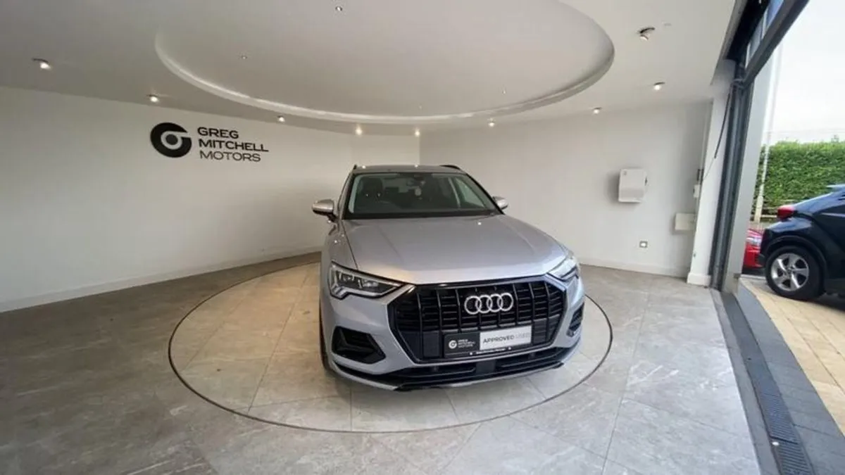 Audi Q3 35 TDI Sport 5dr S Tronic - Image 2