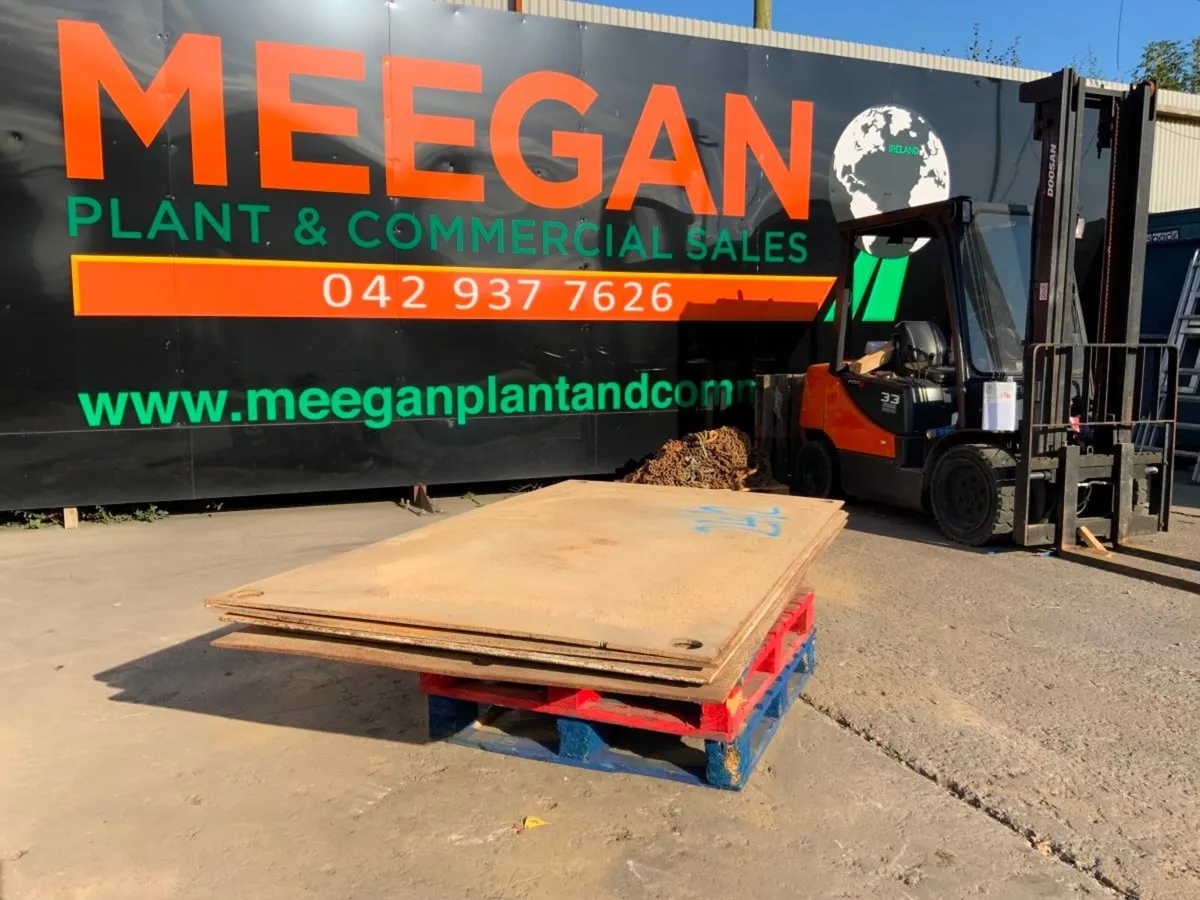 STEEL TRENCH COVERS / ROAD PLATES........2412. - Image 1