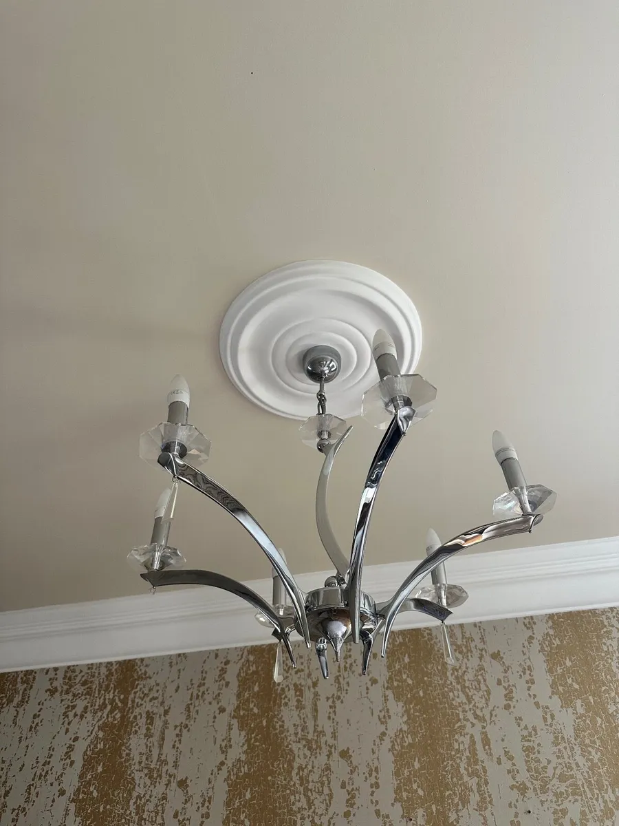 Wroxton Chandeliers x 5 - Image 4