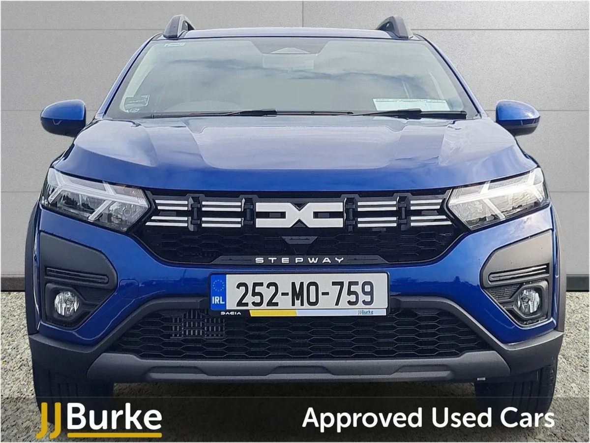 Dacia Sandero Stepway Expression TCe 100 Eco-g (l - Image 2