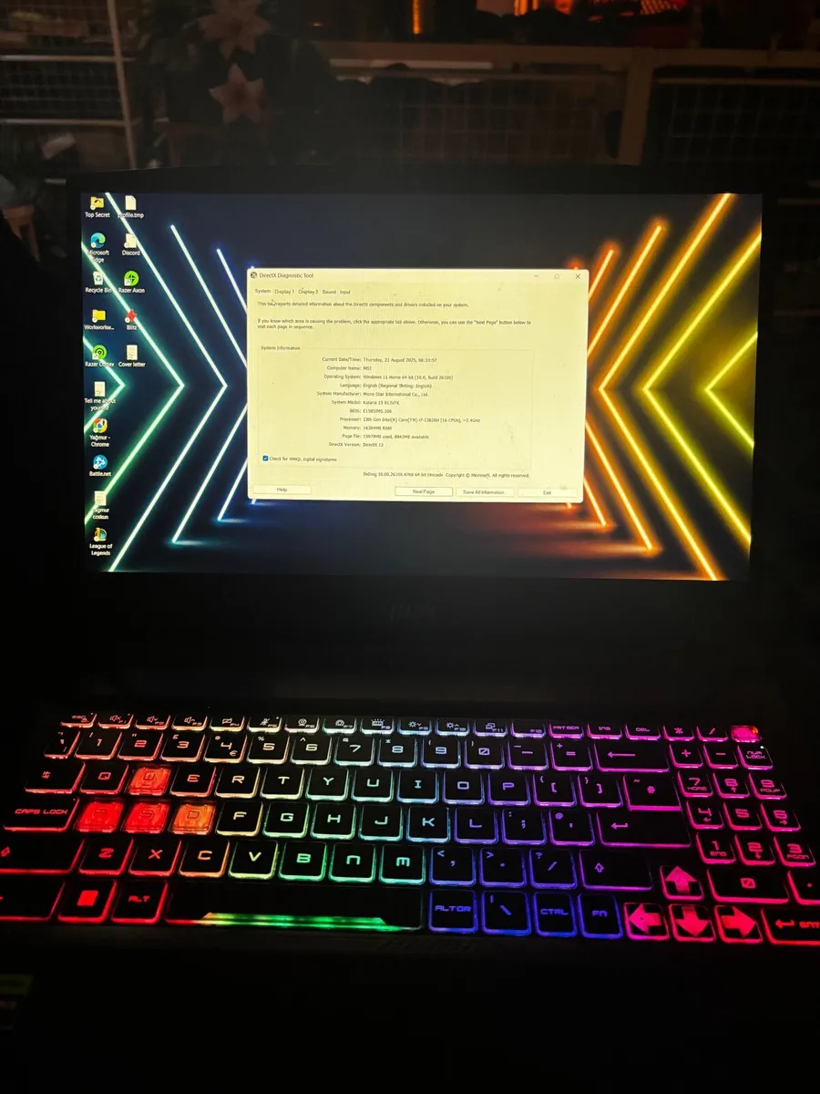 Msi katana 15 gaming laptop in excellent condition - Image 2