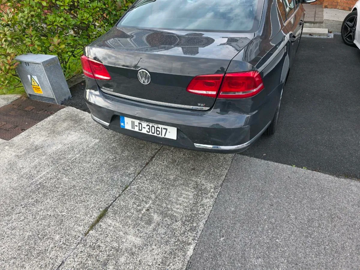 Volkswagen Passat - Image 3