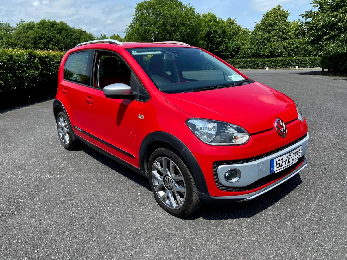 2015 Volkswagen Cross UP! 1.0 Auto - Image 4