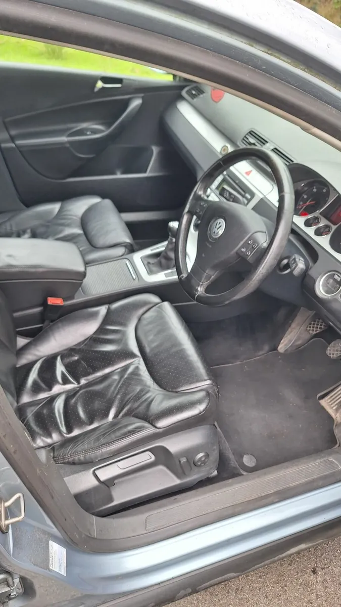 Volkswagen Passat 2.0tdi - Image 2