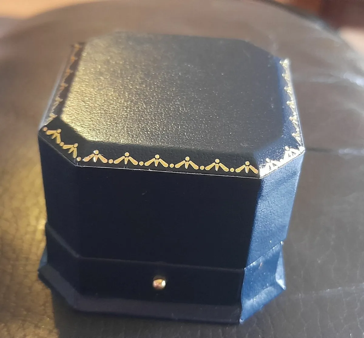 Gold Emerald Ring - Image 4