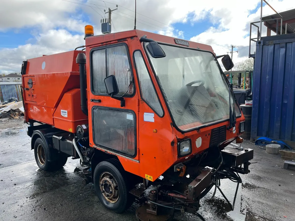 Road Sweeper (For Parts) - Image 1