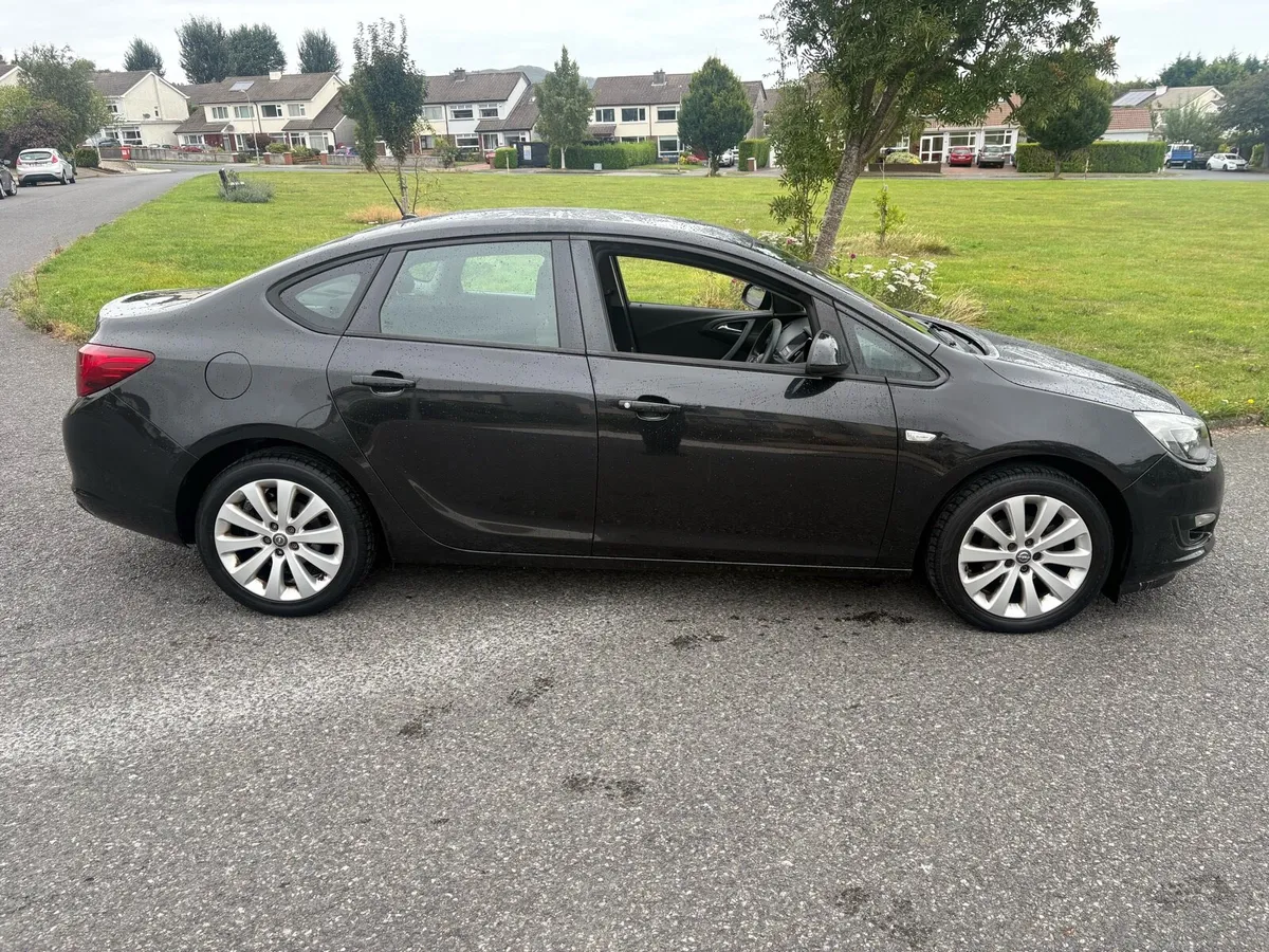 2013 Astra saloon 1.4 - Image 2