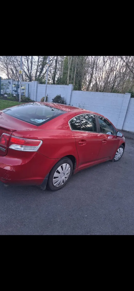 2011 toyota avensis - Image 3