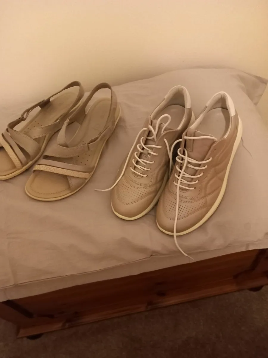 ladies shoes - Image 3
