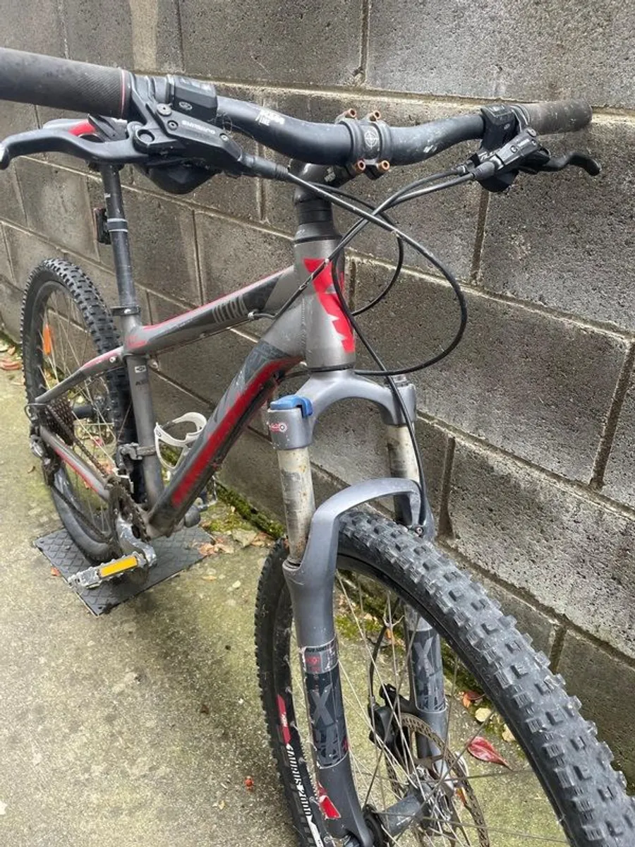mountain bike - Image 1