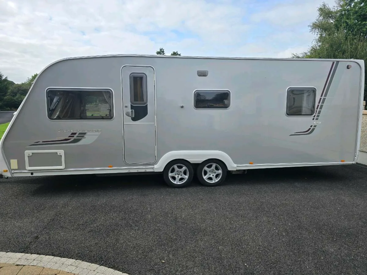 Swift Conqueror 645 - Image 2