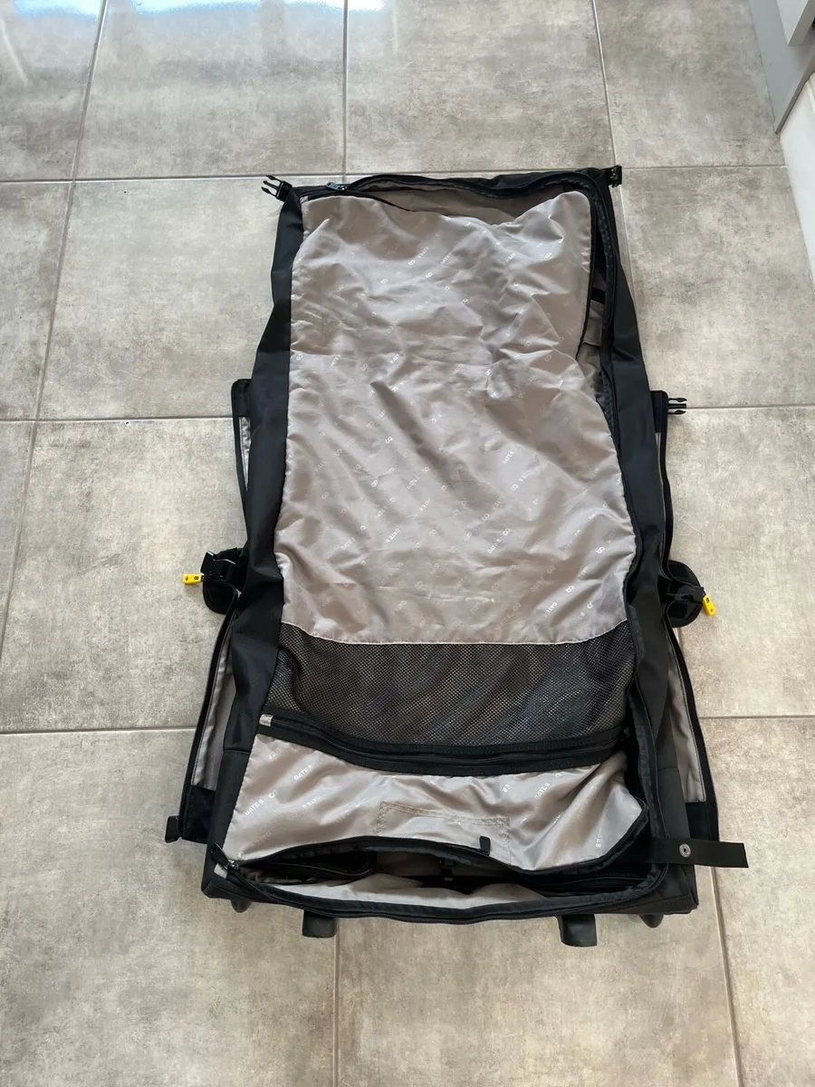 GATE8 tri fold garment mate - Image 3