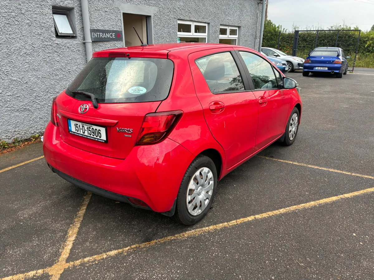 Toyota Yaris 2015 - Image 4