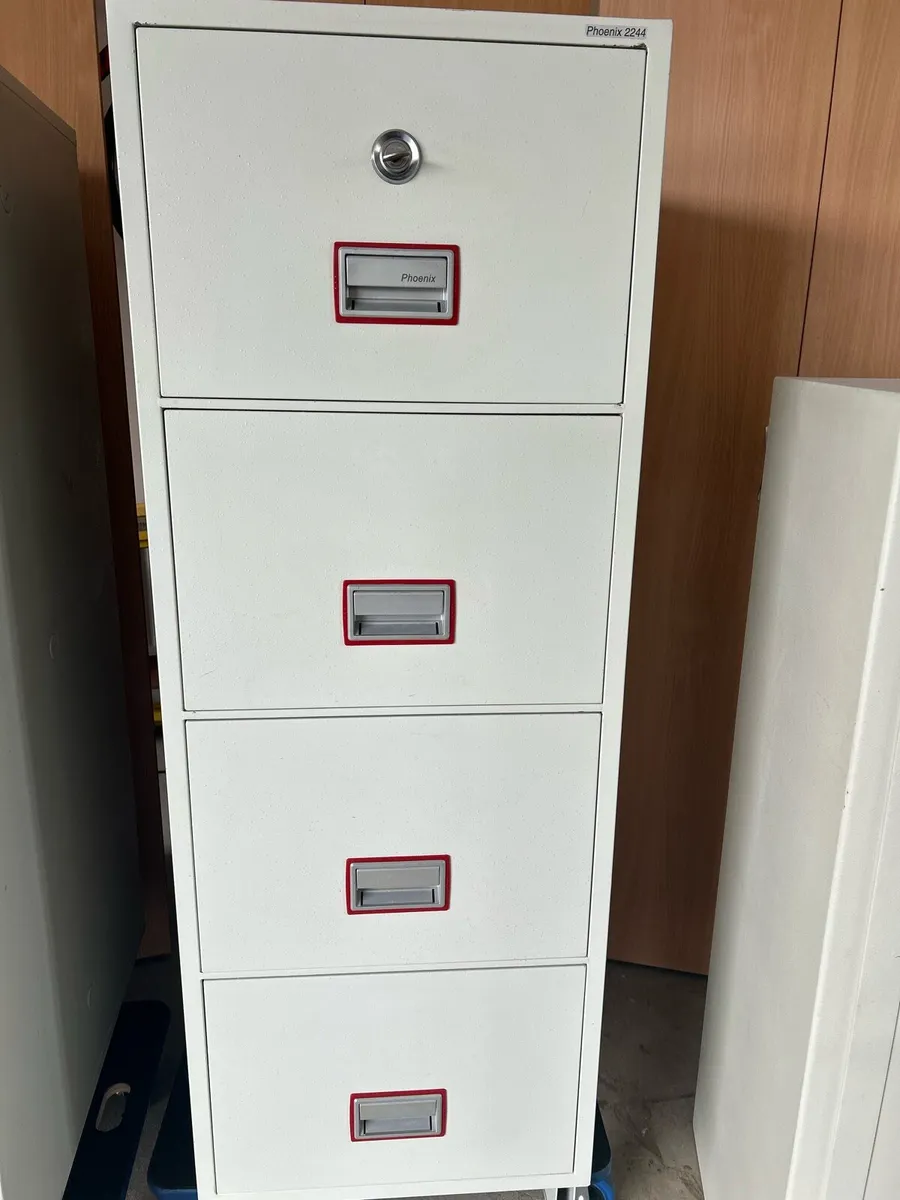 3 safes for sale. - Image 3