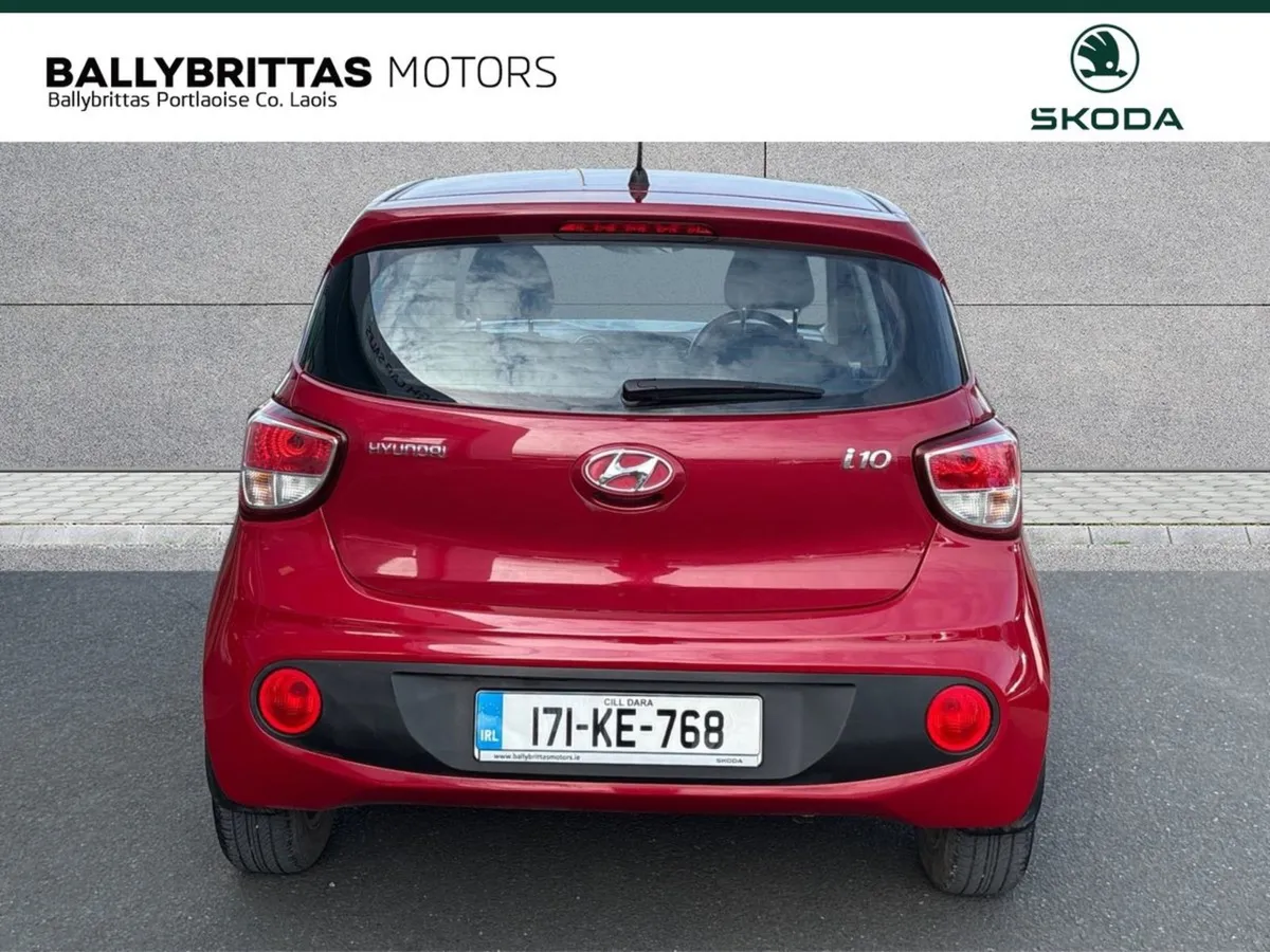 Hyundai i10 1.0 Deluxe - Image 4