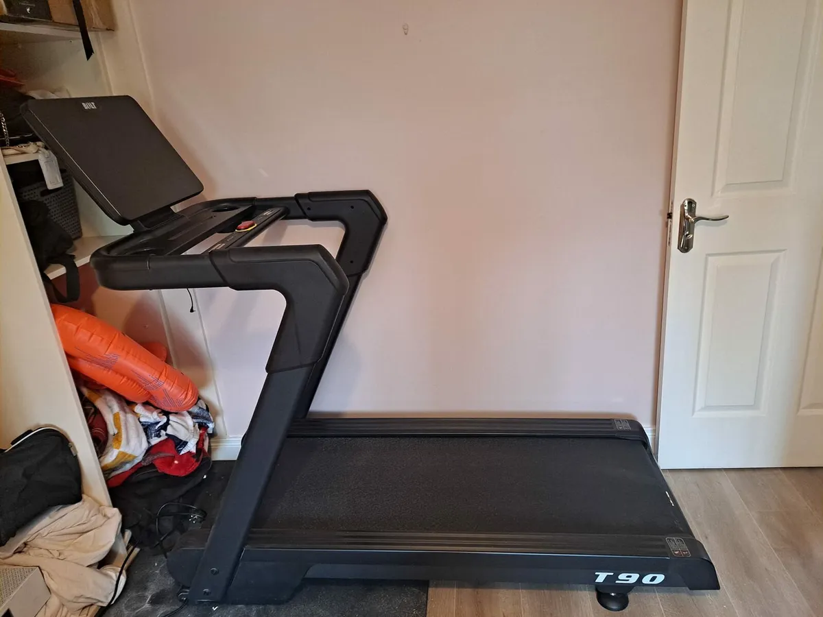 Bolt T90 treadmill - Image 1