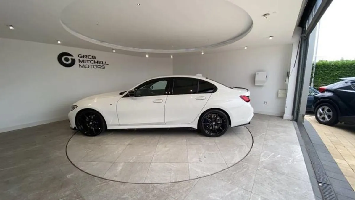 BMW 3 Series 320d M Sport 4dr - Image 4