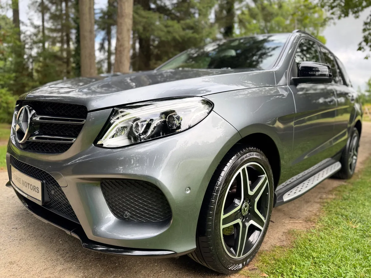 GLE 220 AMG NIGHT EDT * LOW KMS * - Image 2