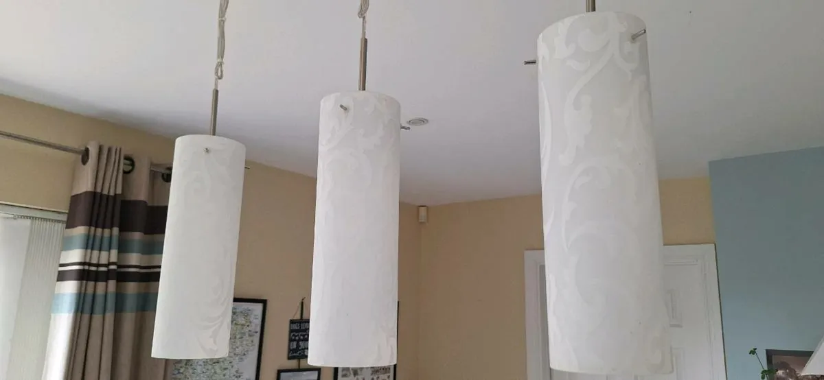 Kitchen Island, Stools & Pendant Light - Image 2