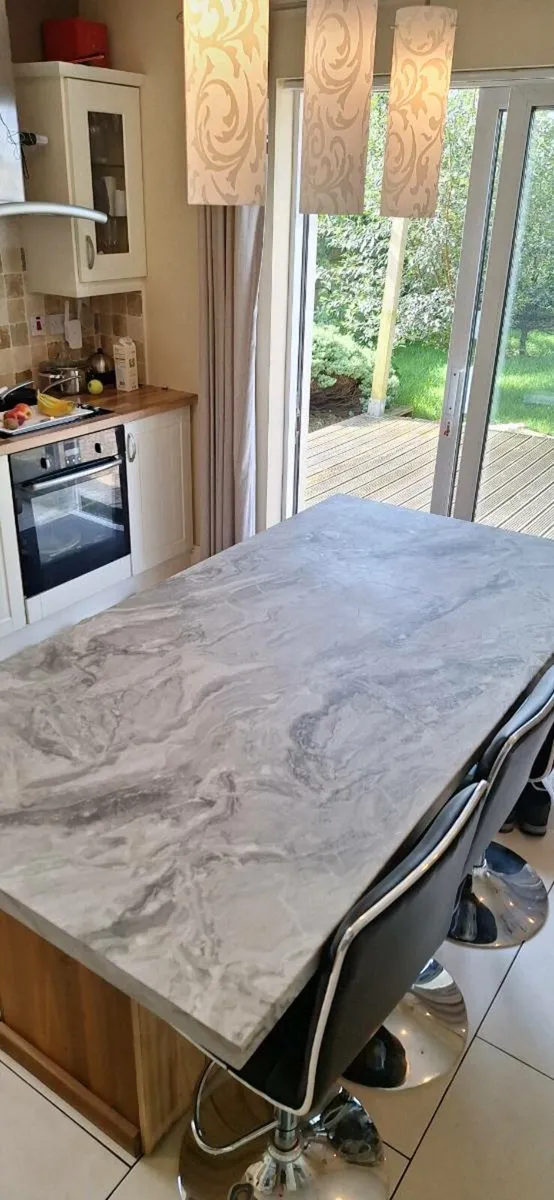 Kitchen Island, Stools & Pendant Light - Image 1