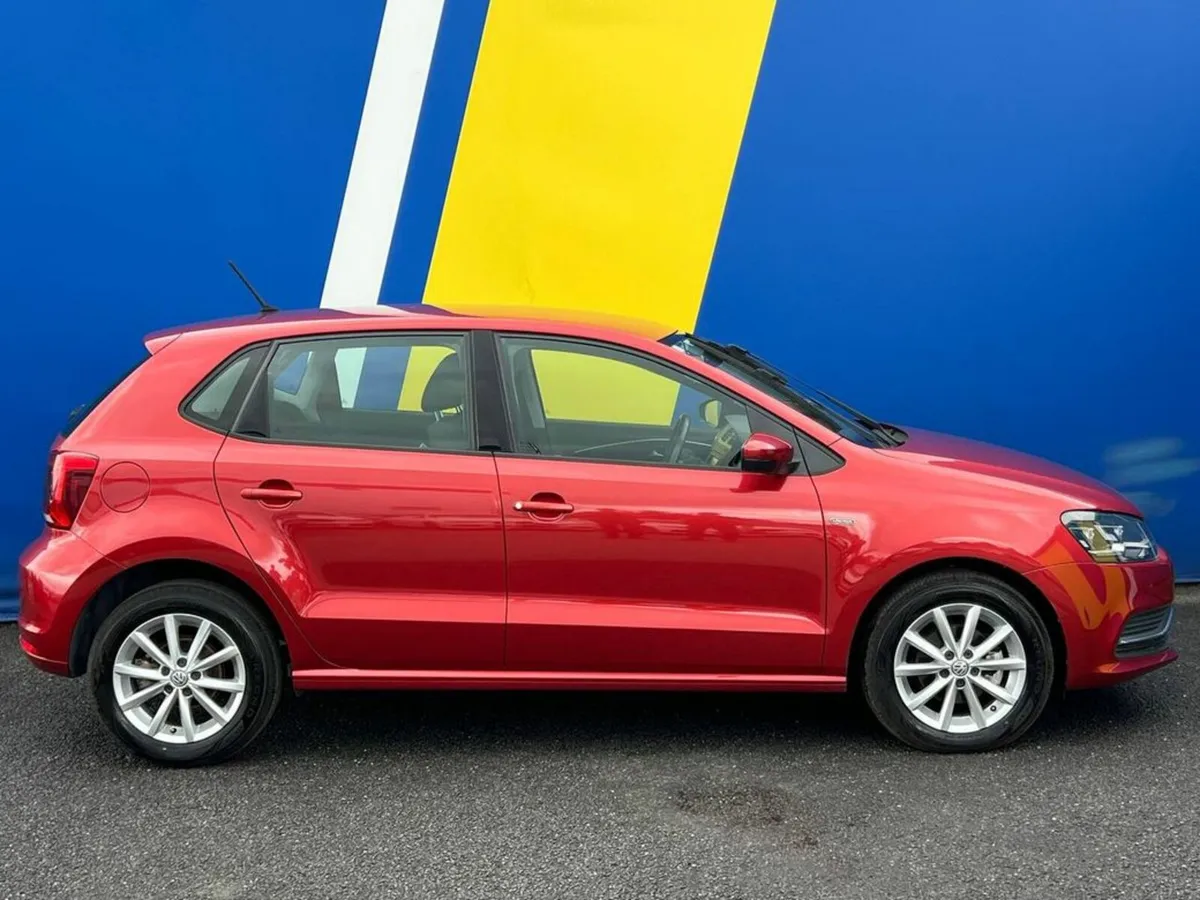 Volkswagen Polo LOUNGE EDITION 1.2 TSI AUTO // NEW - Image 2