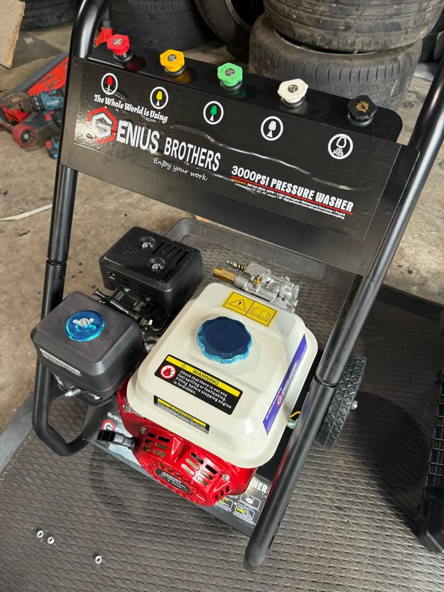 3000PSI High pressure Power washer - Image 2