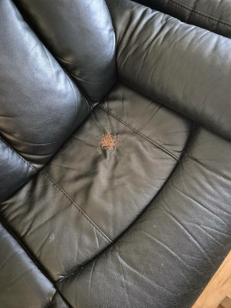 3 and 2 seater recliner sofa - Image 2