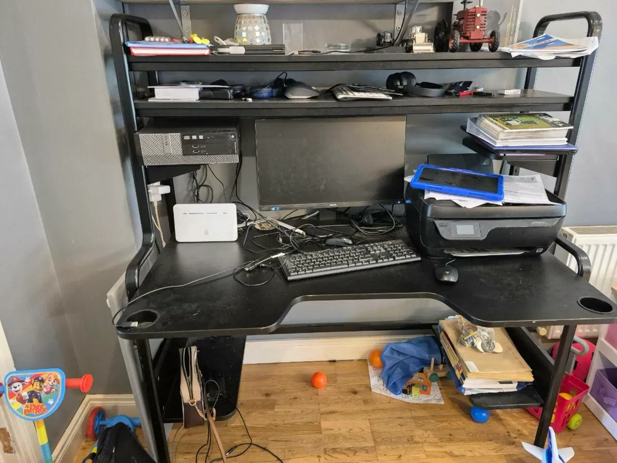 Computer/ gaming table - Image 2