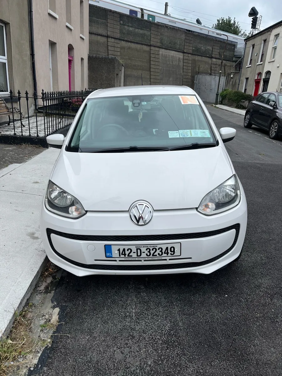 2014 White VW Up - Image 1