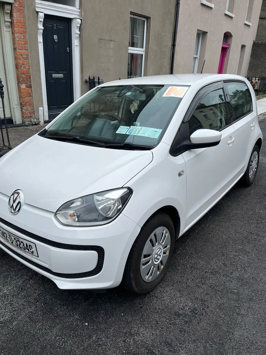 2014 White VW Up - Image 2