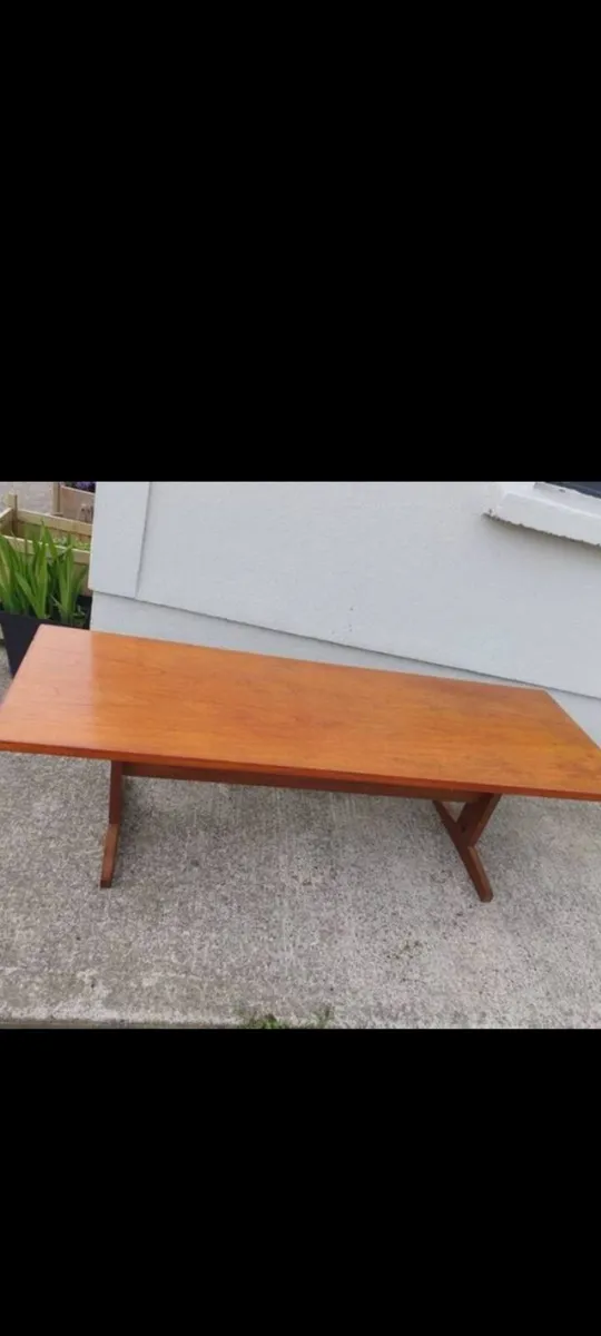 mid century teak whale tail coffee table - Image 1
