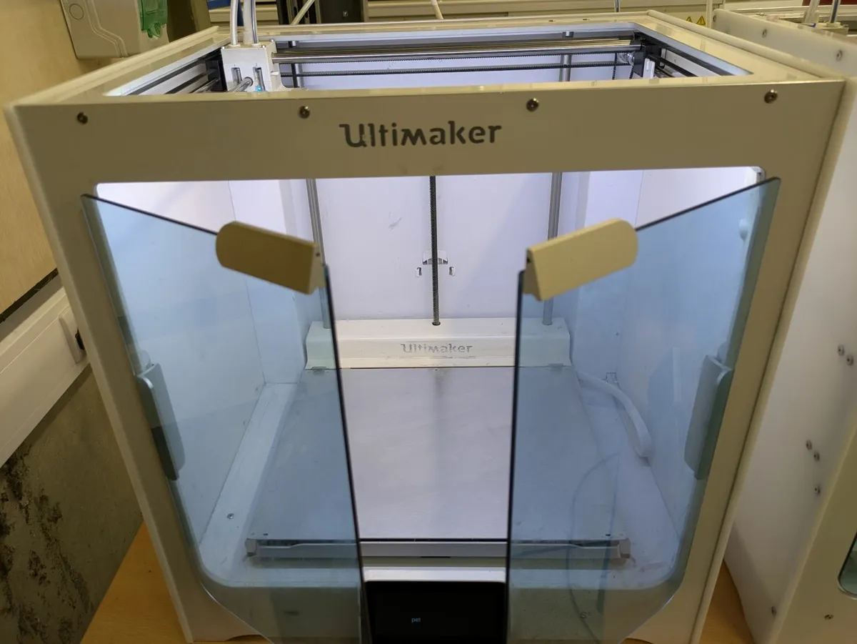 Ultimaker S5 3D printer. Big volumn 3D printer. - Image 4