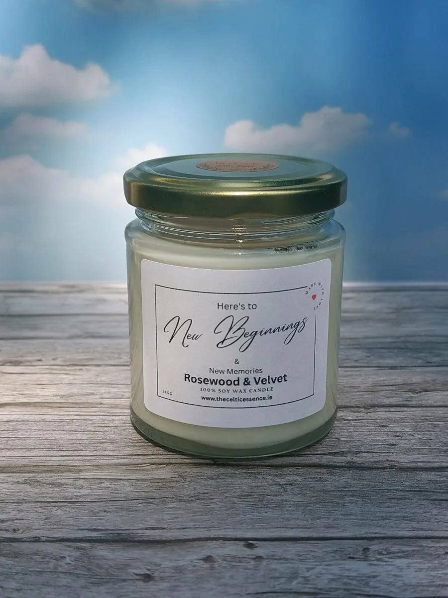 The Celtic Essence New Beginnings Scented Candle - Image 2