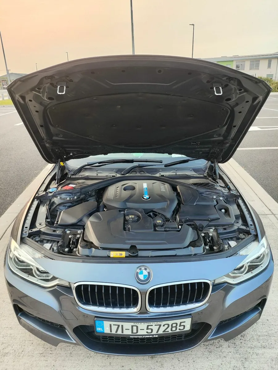 BMW 3-Series 2017 - Image 4