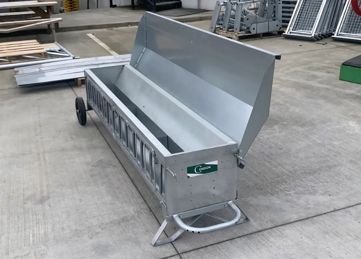 Condon Lamb Creep Feeder - Image 2