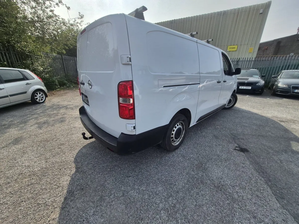 Opel Vivaro Van - Image 3