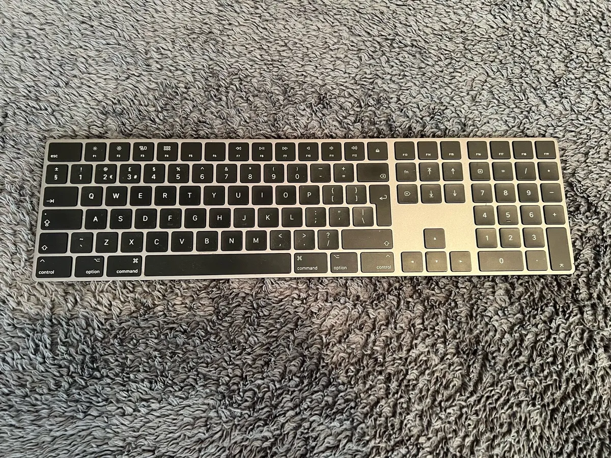 Magic Keyboard - Image 1