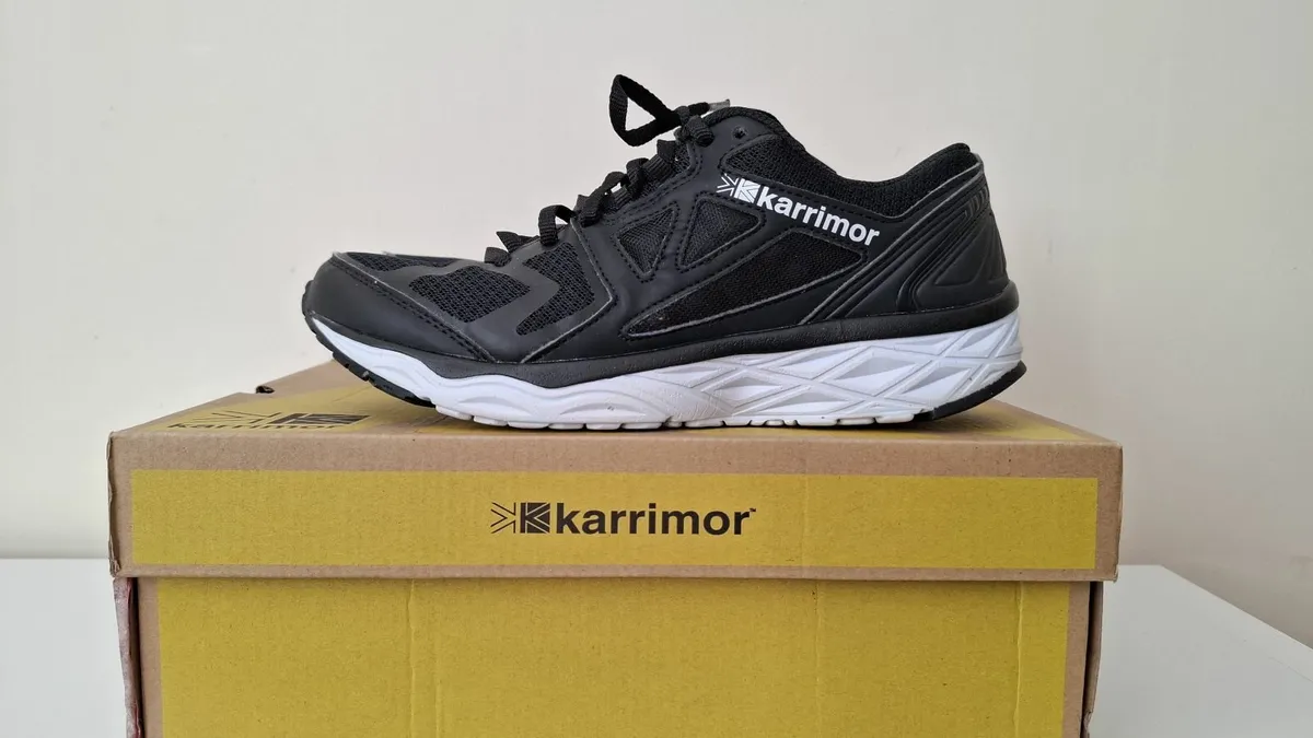 Running shoes trainers sneakers size 6 - Image 4