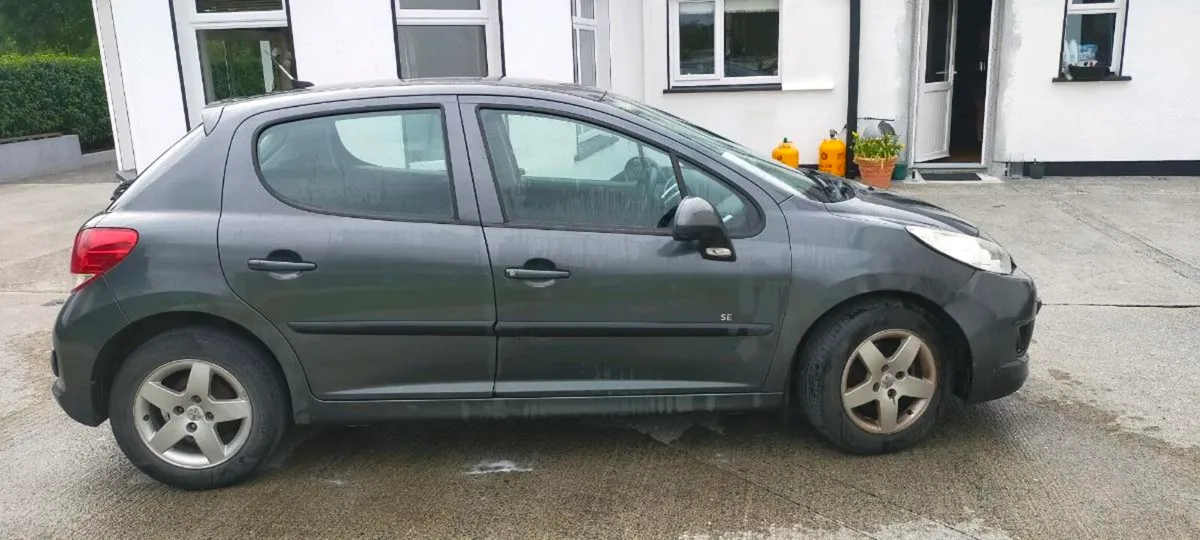 Peugeot 207 - Image 2