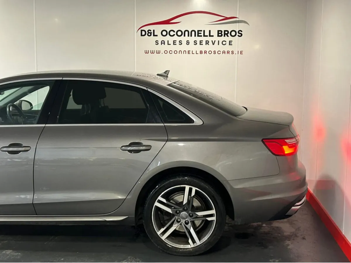 Audi A4 LIMOUSINE 30 TDI 136BHP S-TRONIC SE 4DR AU - Image 2