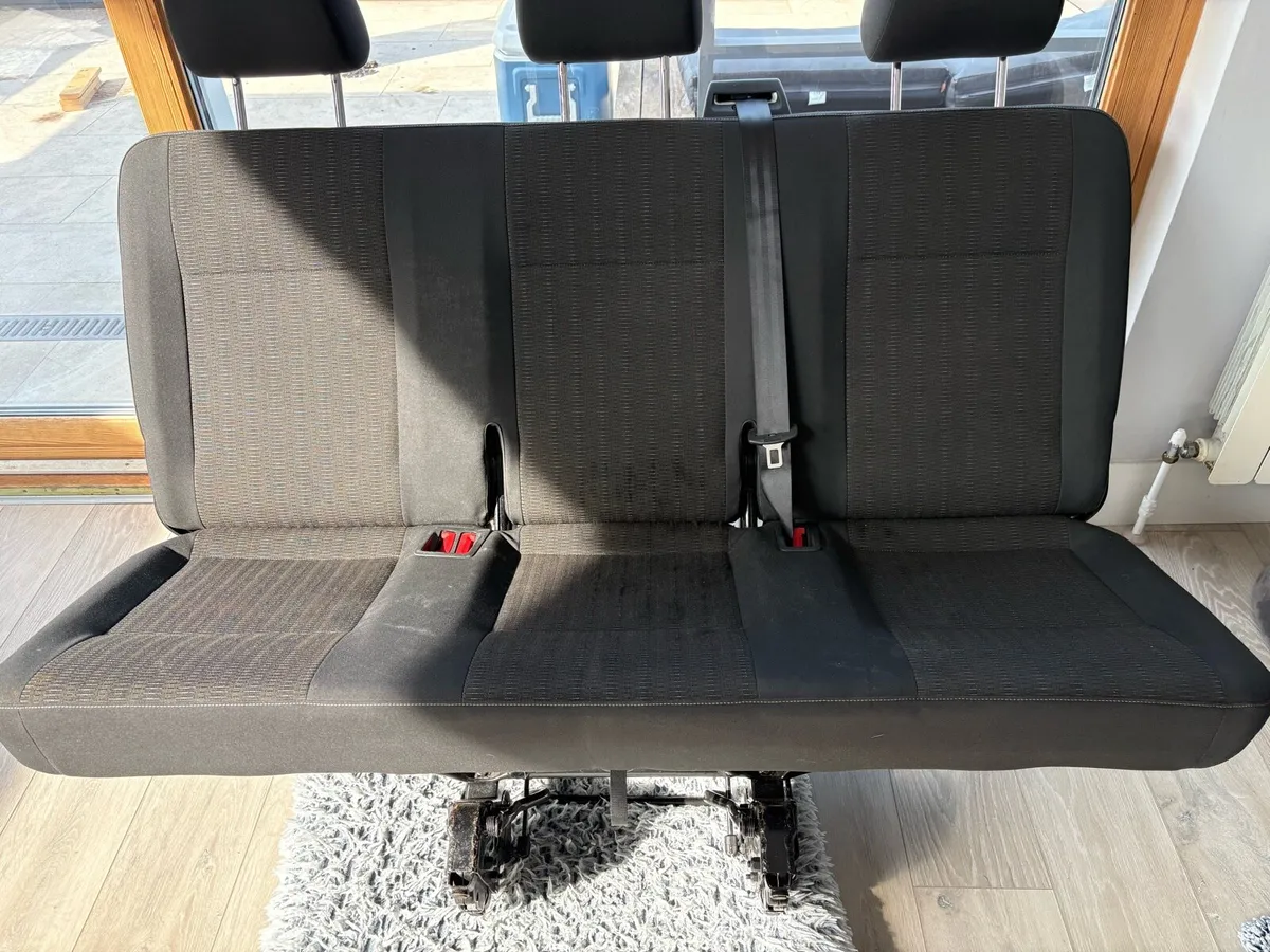 Second Row Van Seat VW T 5 Volkswagen - Image 1