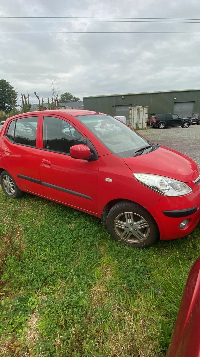 09 Hyundai i10 - Image 1