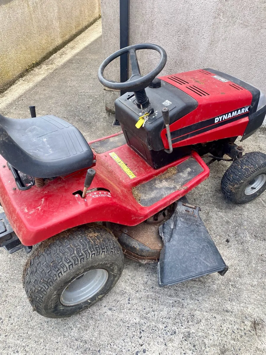 Ride on mower - Image 1
