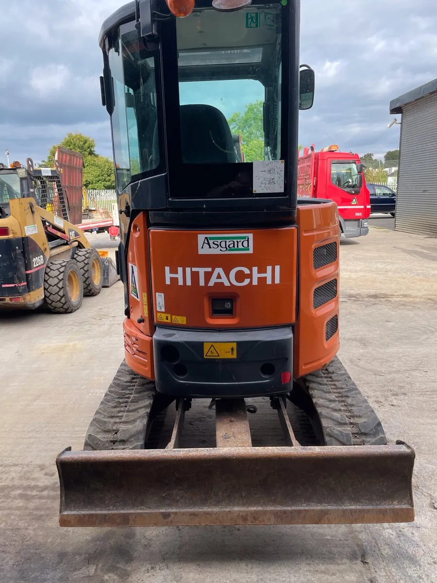 2020 hitachi zaxis 26U - Image 3