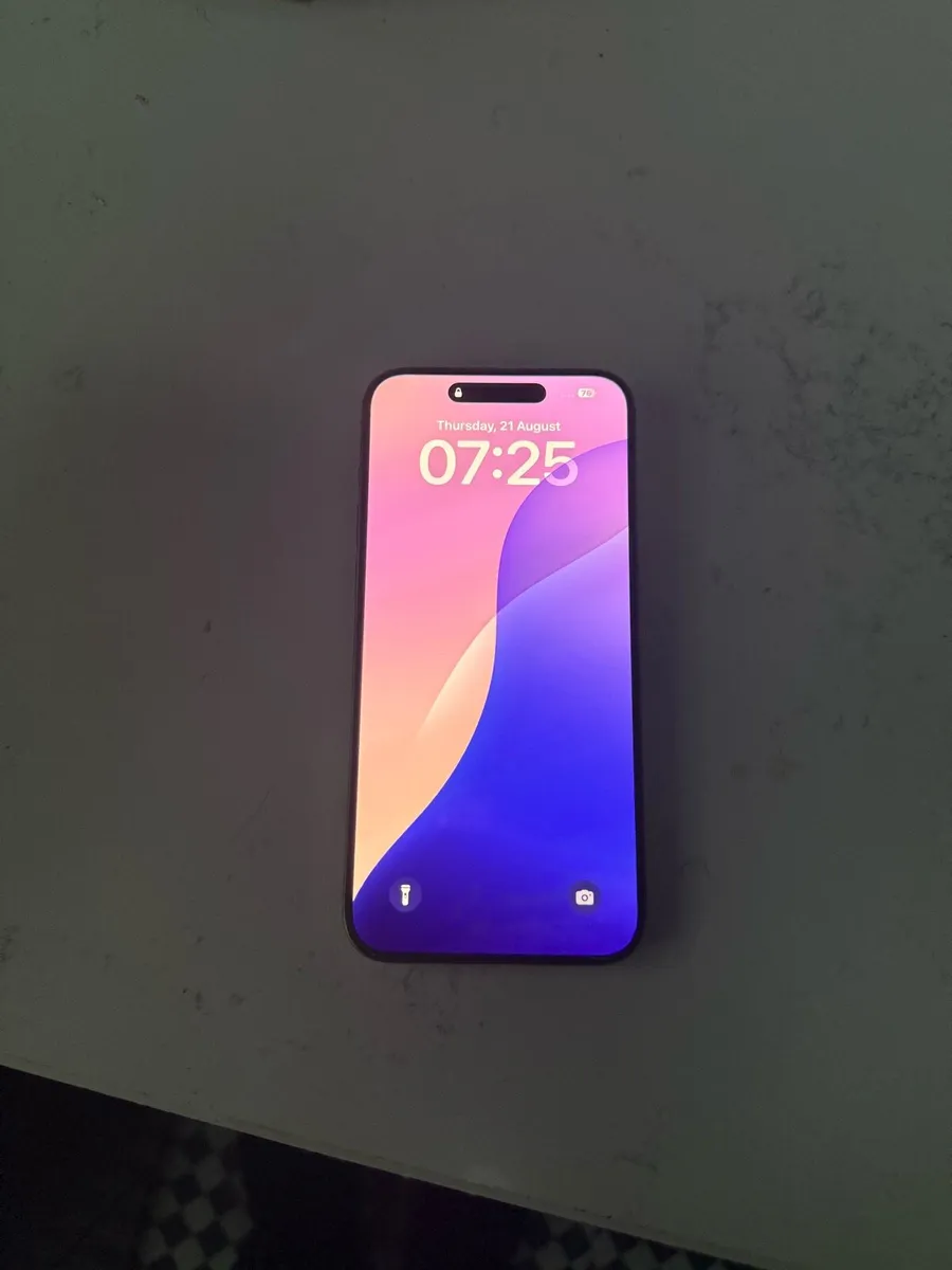 Iphone 15 Pro Max Mint - Image 1
