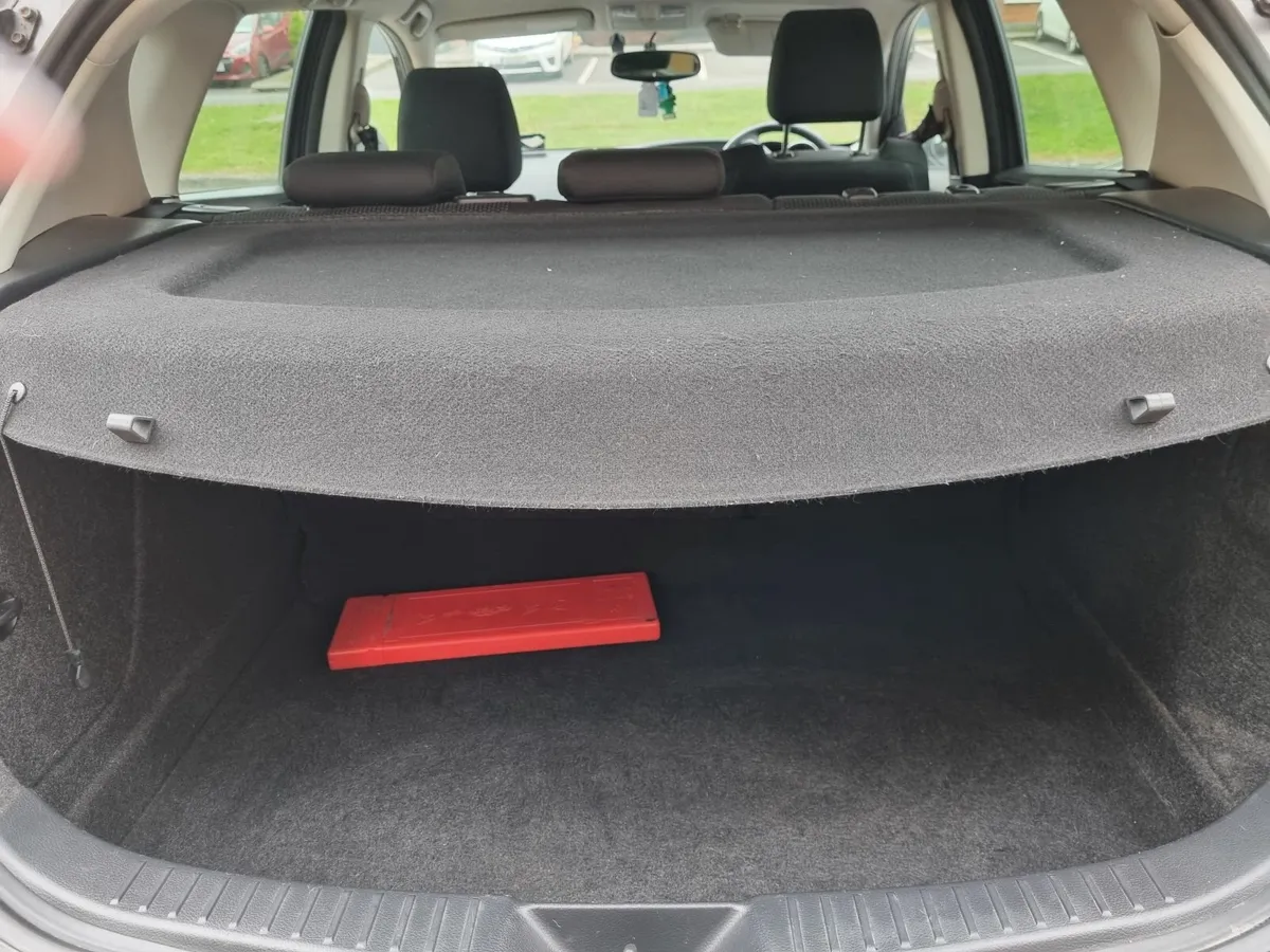 Mazda 3 2013 1.6D “Venture" trim special edition - Image 4