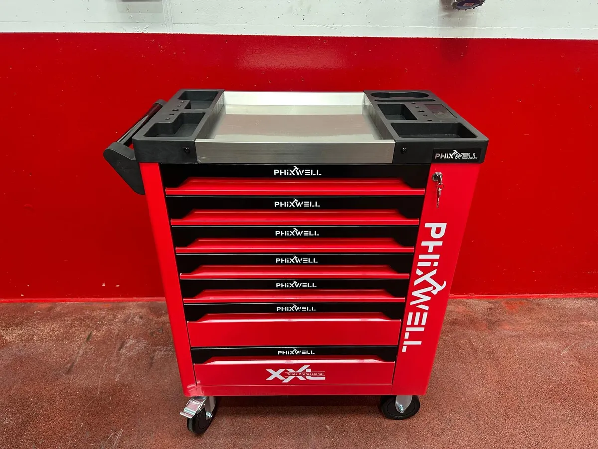 7 Drawer Tool Cabinet c/w Tools **Online Auction** - Image 1